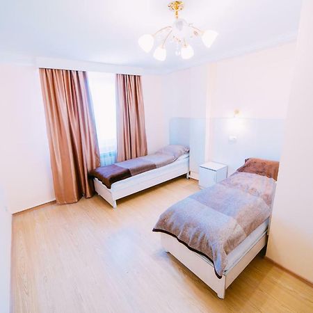 224 Almaty Exterior foto